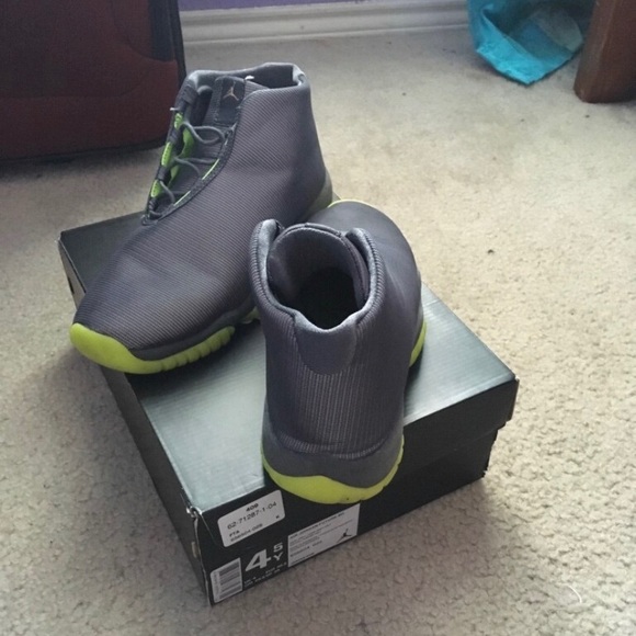 Jordan Futures - Picture 1 of 2